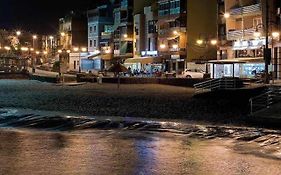 Front line apartment in Taliarte